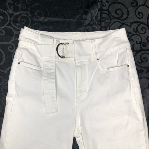 White House Black Market (WHBM) High Rise white wide leg crop denim with a belt - Picture 6 of 11